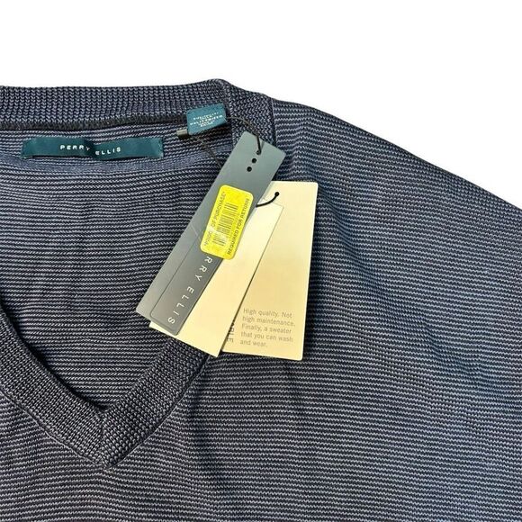 Perry Ellis Men's V-Neck Pullover Sweater 2XL Blue Striped Casual - Picture 6 of 6